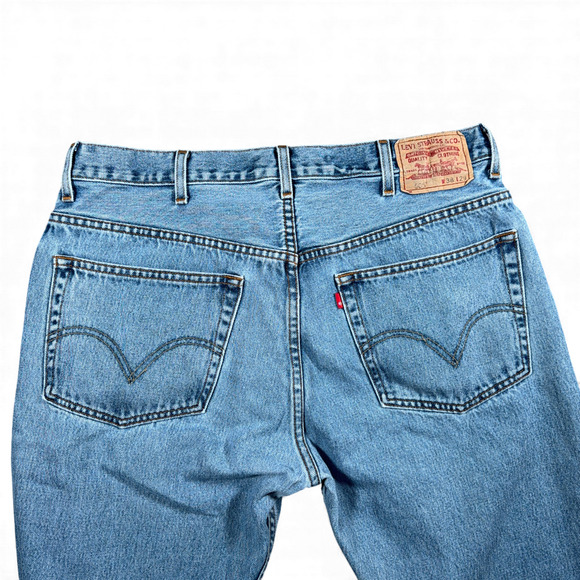 Vintage 505 Levis Jeans Mens 35x28 Blue Regular Light Wash Denim 38x29 Tag Y2K - Picture 8 of 11